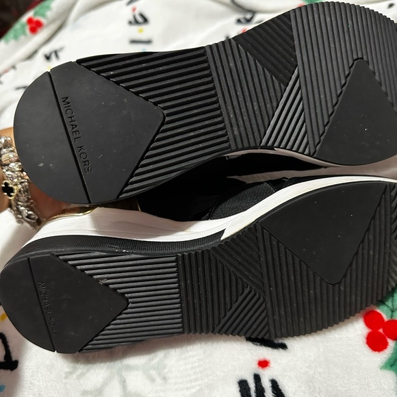 Michael Kors Black Sneakers Modern Design - Picture 1 of 4